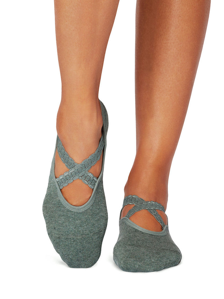 Chloe Grip Socks | Socks > Grip | Tavi – Tavi Active