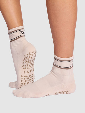 Aria Grip Socks | Socks > Grip | Tavi – Tavi Active