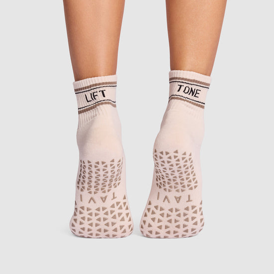 Aria Grip Socks | Socks > Grip | Tavi – Tavi Active