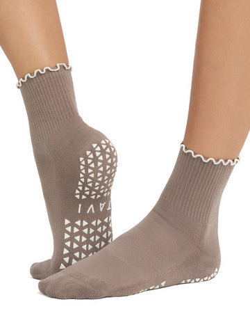 Aria Ruffle Grip Socks | Socks > Grip | Tavi – Tavi Active