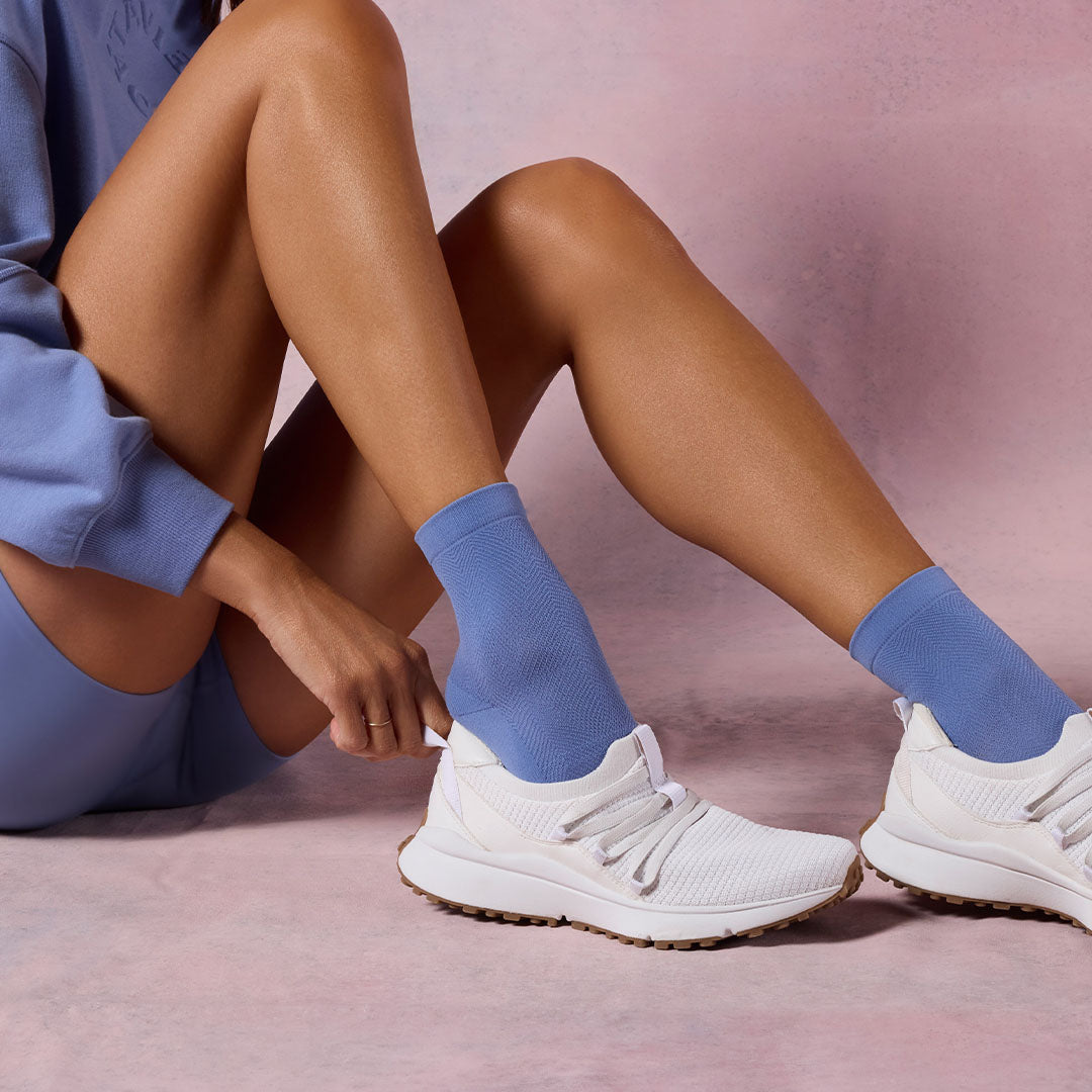 Aria Tec Grip Socks | Socks > Grip | Tavi – Tavi Active