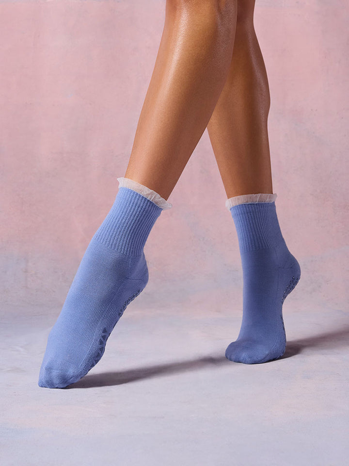 Aria Tulle Ruffle Grip Socks