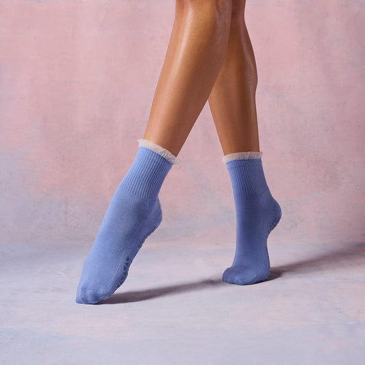 Aria Tulle Ruffle Grip Socks | Socks > Grip | Tavi – Tavi Active