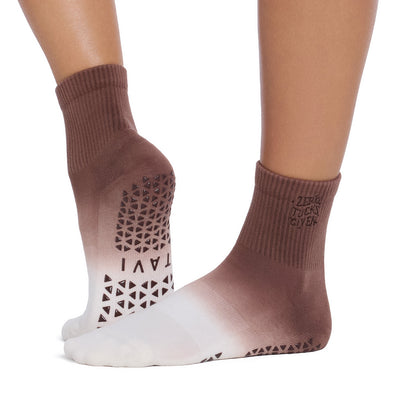 Aria Grip Socks | Socks > Grip | Tavi – Tavi Active