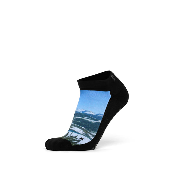 Base33 Low Rise Grip Socks