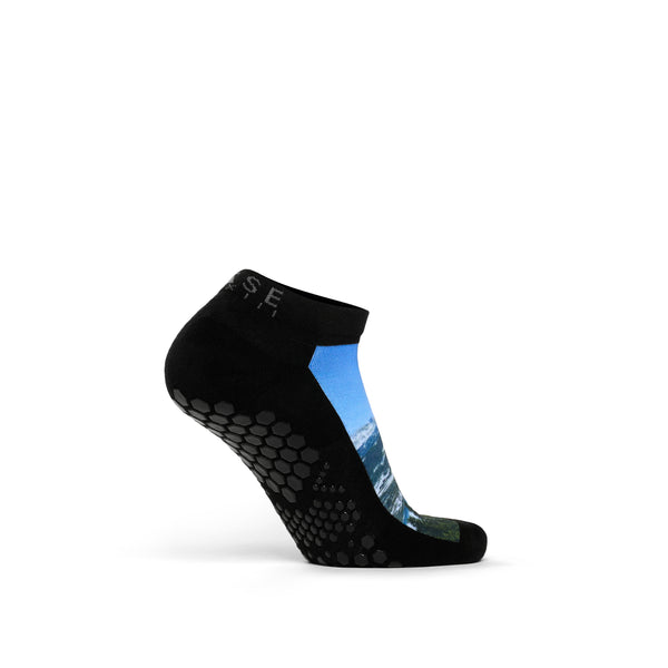 Base33 Low Rise Grip Socks