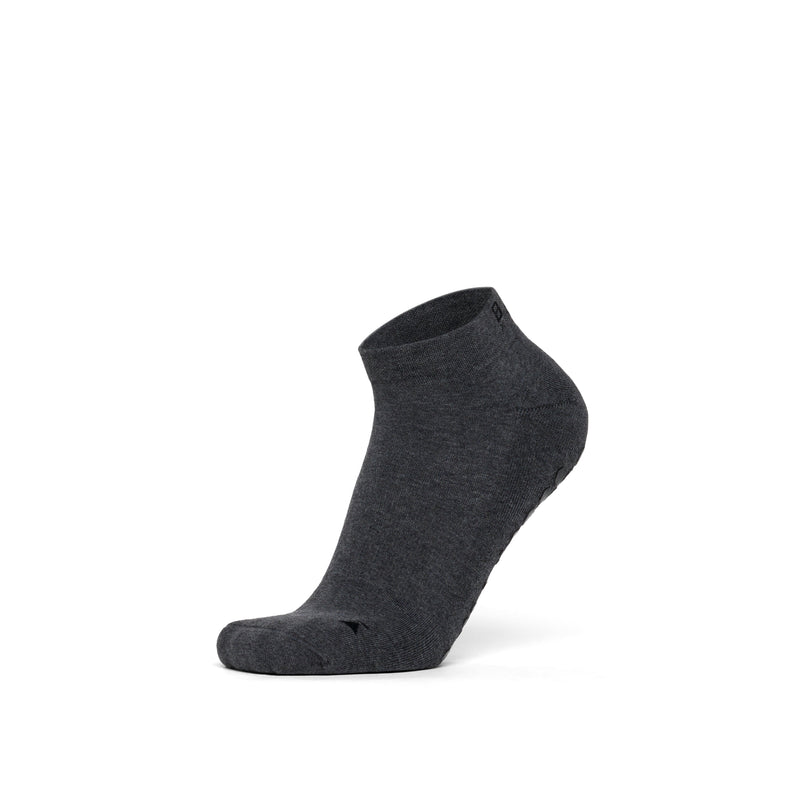Base33 Low Rise Grip Socks | Socks > Grip | Base33 – Tavi Active