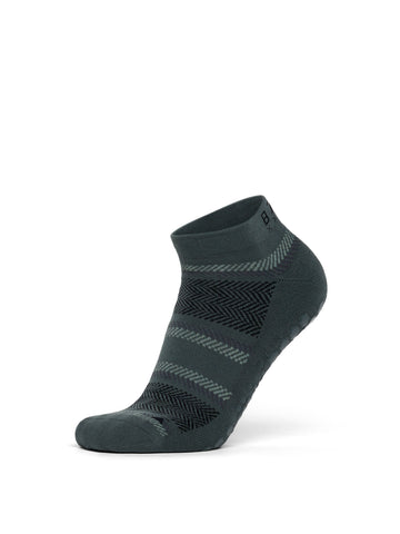Base33 Low Rise Grip Socks