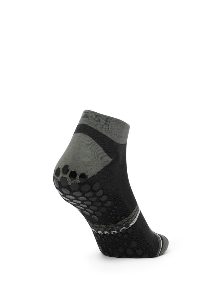 Base33 Low Rise Grip Socks | Socks > Grip | Base33 – Tavi Active
