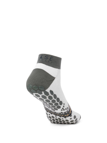 Base33 Low Rise Grip Socks | Socks > Grip | Base33 – Tavi Active