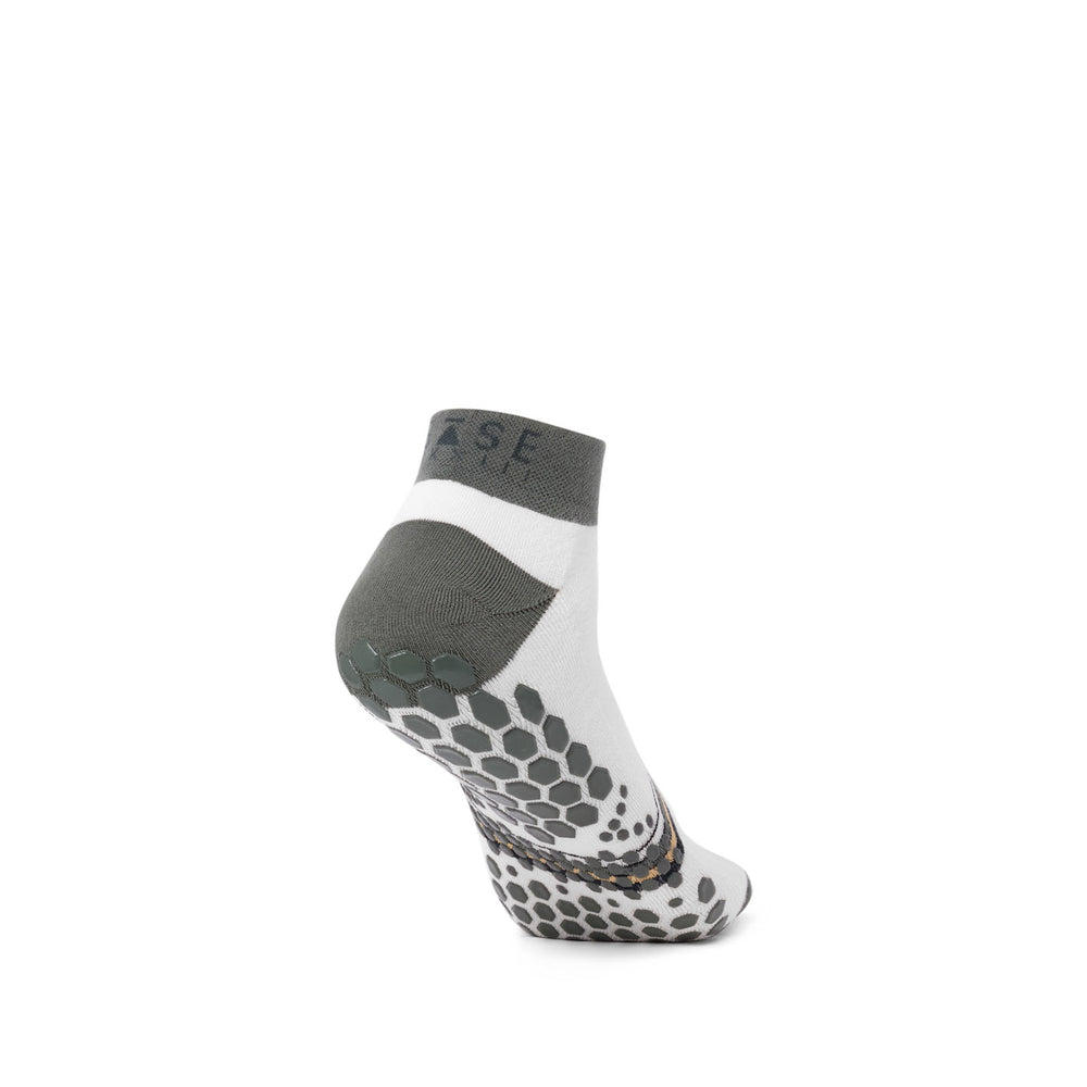 Base33 Low Rise Grip Socks | Socks > Grip | Base33 – Tavi Active