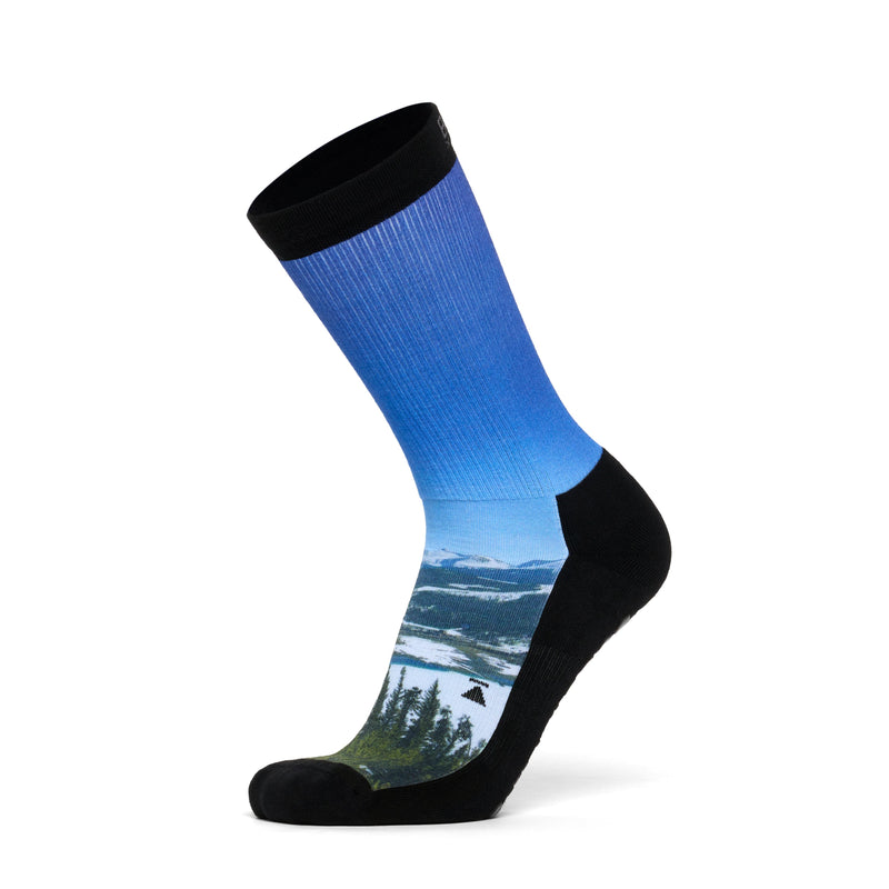 Base33 Crew Grip Socks | Socks > Crew | Base33 – Tavi Active