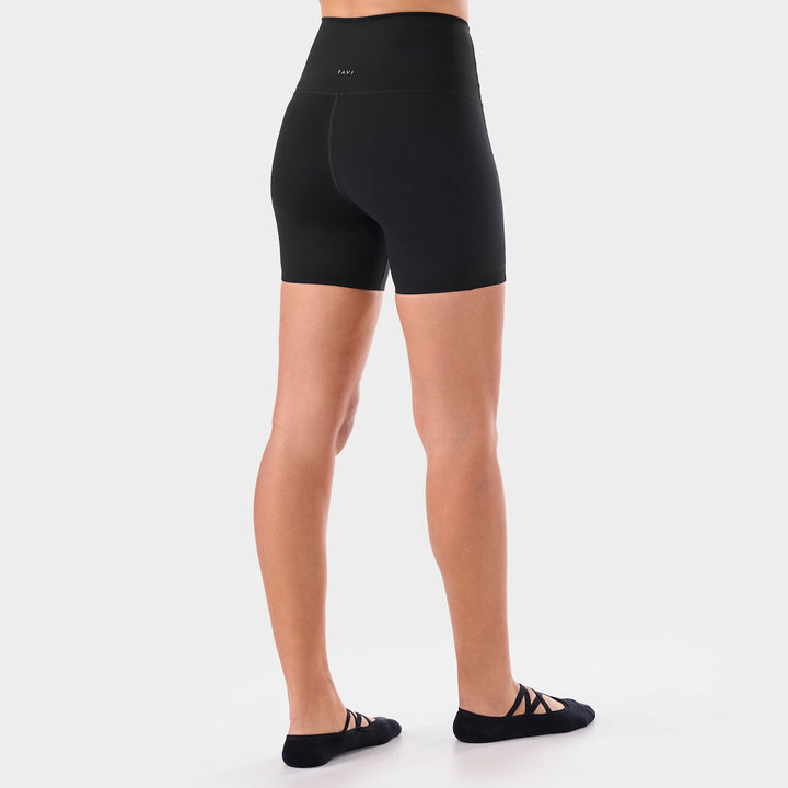 TaviSculpt® Stash & Dash Biker Short 6" | Bottoms > Biker Shorts | Tavi – ToeSox | Tavi | Vooray