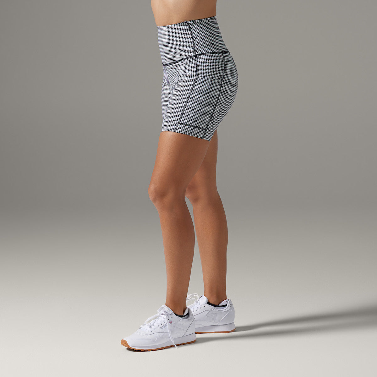 TaviSculpt® Stash + Dash Biker Short 6" | Bottoms > Biker Shorts | Tavi – Tavi Active