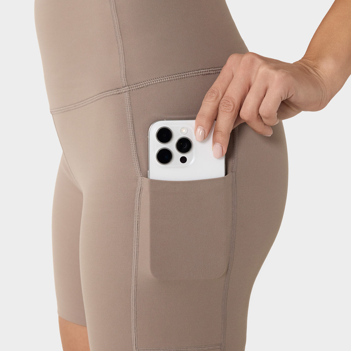 Tavisculpt® Stash & Dash Biker Short 6" | Bottoms > Biker Shorts | Tavi – Tavi Active