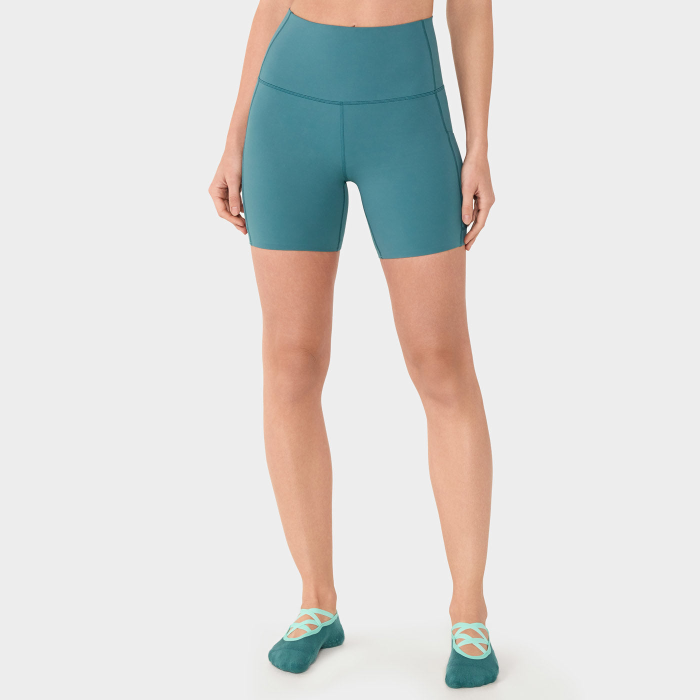Stash & Dash Biker Short 6" | Bottoms > Biker Shorts | Tavi – Tavi Active