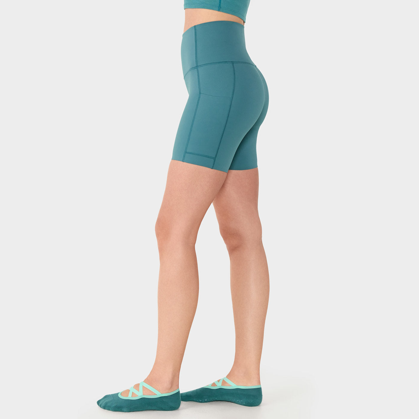 Stash & Dash Biker Short 6" | Bottoms > Biker Shorts | Tavi – Tavi Active