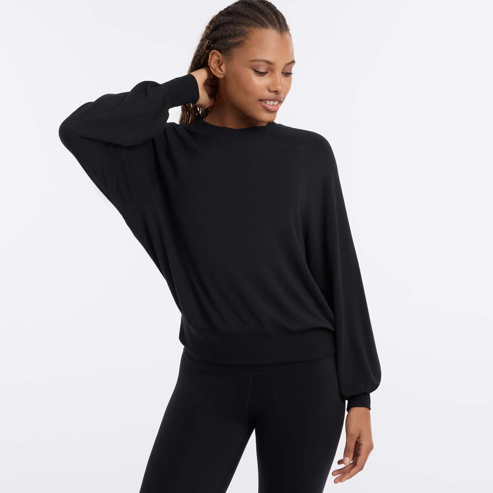 Ease Crew Sweatshirt | Tops > Sweaters & Hoodies | Tavi – Tavi Active