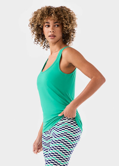 Fitted Swoop Tank | Tops > Tanks | Tavi – Tavi Active
