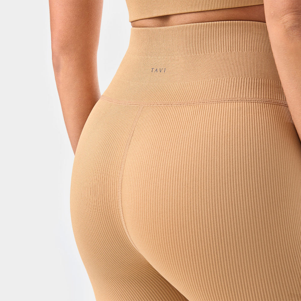 Seamless 7/8 Rib Legging | Bottoms > Leggings | Tavi – Tavi Active