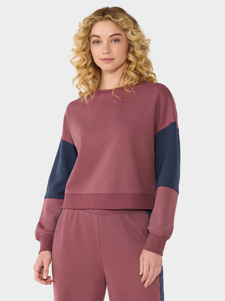 Contrast Terry Sweatshirt | Tops > Sweaters & Hoodies | Tavi – Tavi Active