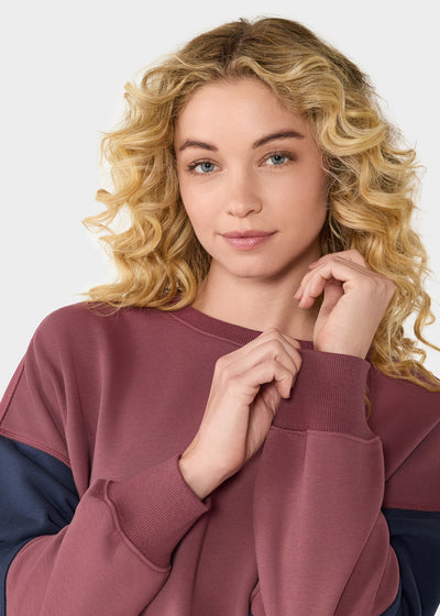 Contrast Terry Sweatshirt | Tops > Sweaters & Hoodies | Tavi – Tavi Active