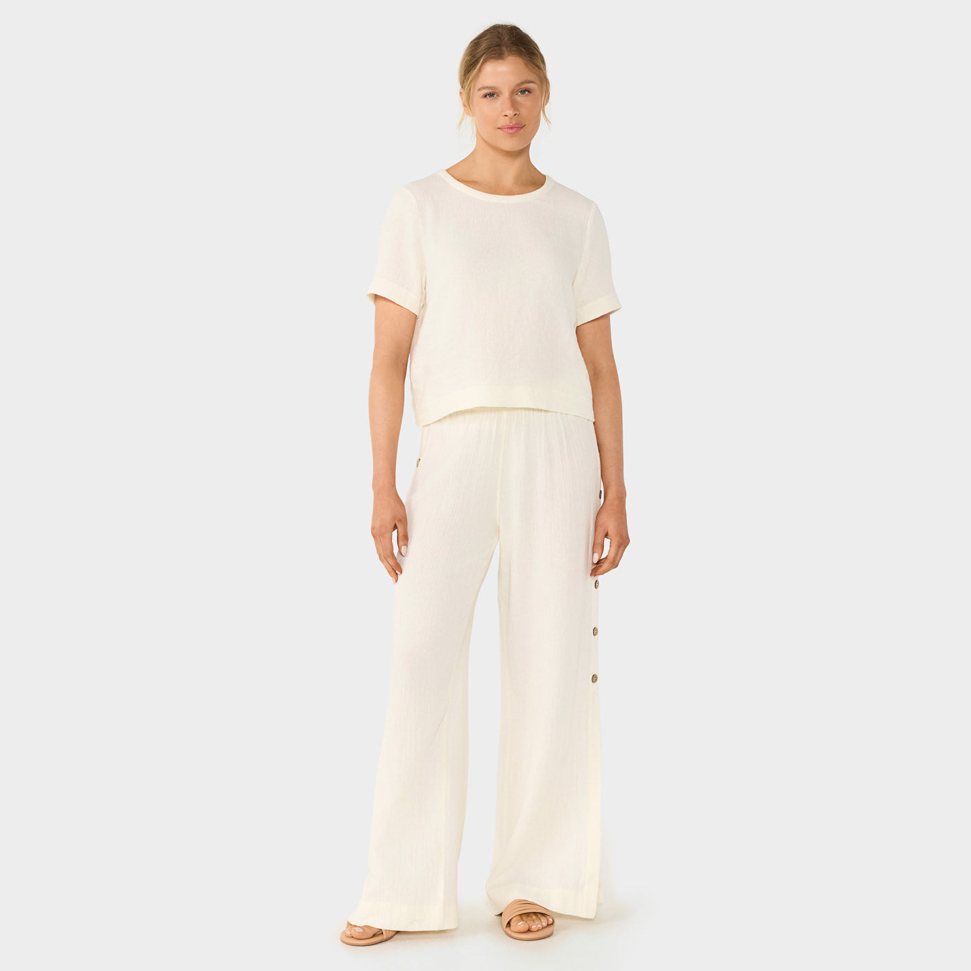 Unwind Gauze Tee | Tops > Short Sleeve | Tavi – Tavi Active