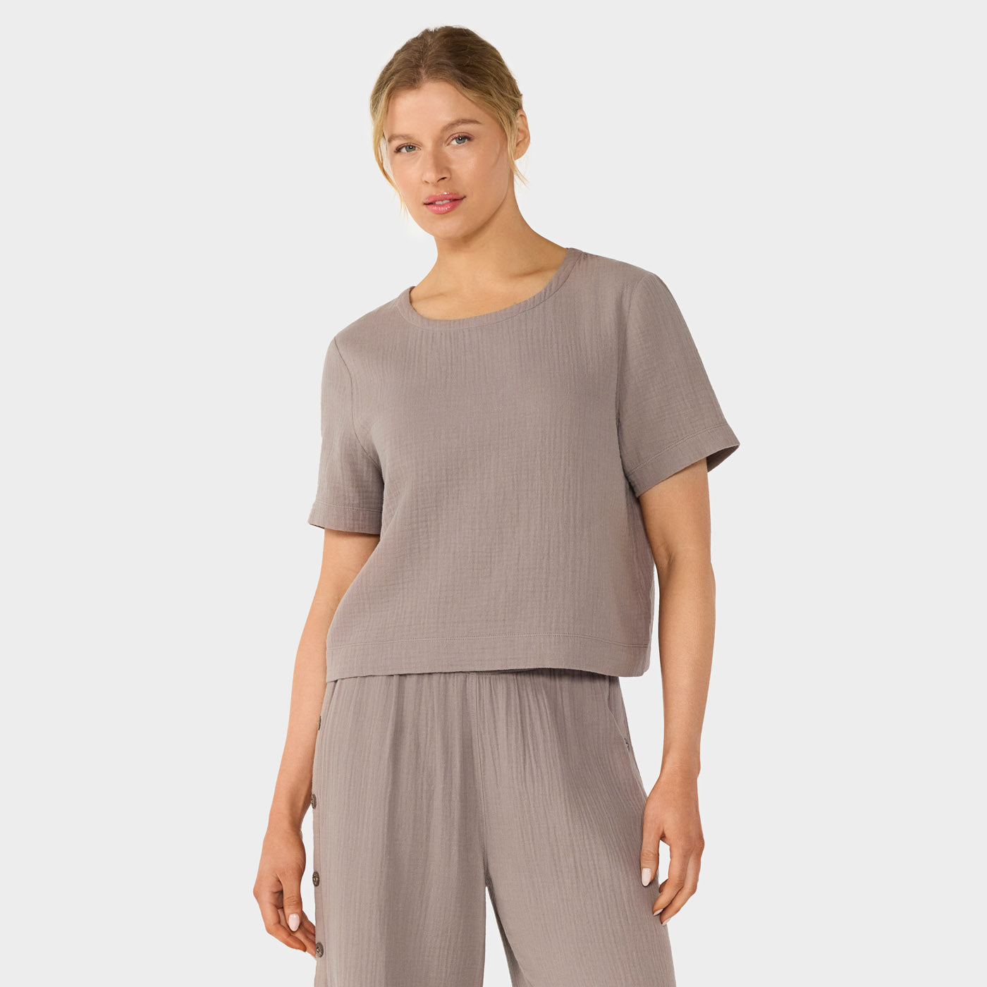 Unwind Gauze Tee | Tops > Short Sleeve | Tavi – Tavi Active