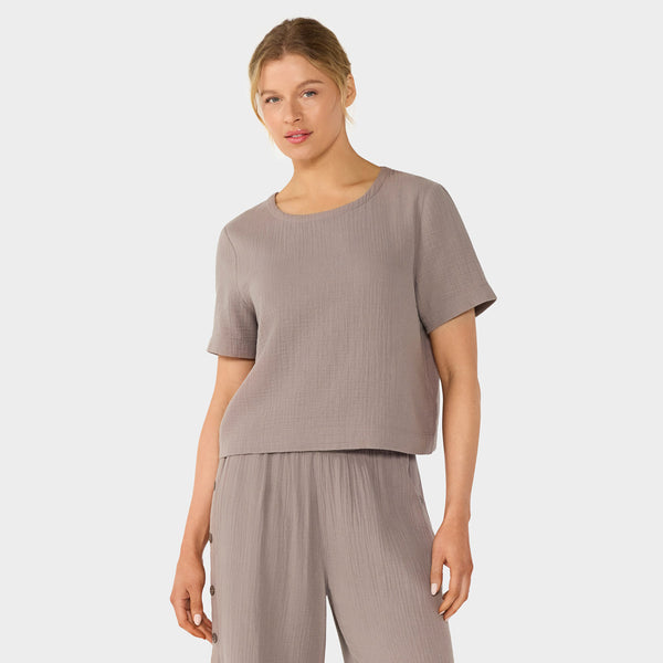 Unwind Gauze Tee | Tops > Short Sleeve | Tavi – Tavi Active