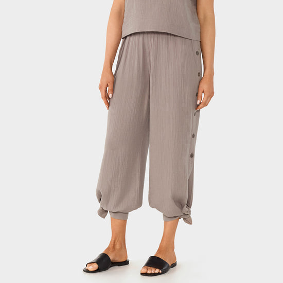 Unwind Gauze Pant | Bottoms > Pants | Tavi – Tavi Active