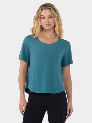Scoop Neck Vent Tee | Tops > Short Sleeve | Tavi – Tavi Active