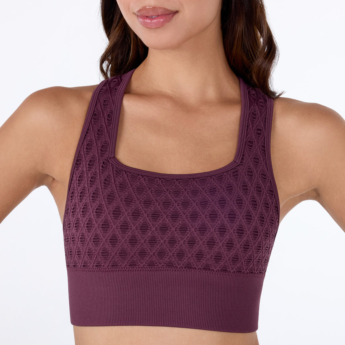Seamless Diamond Textured Racerback Bra | Womens > Bras | Tavi – Tavi Active