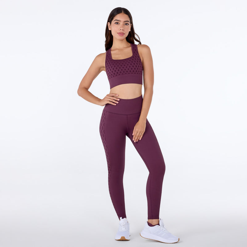 Seamless Diamond Textured Racerback Bra | Womens > Bras | Tavi – Tavi Active
