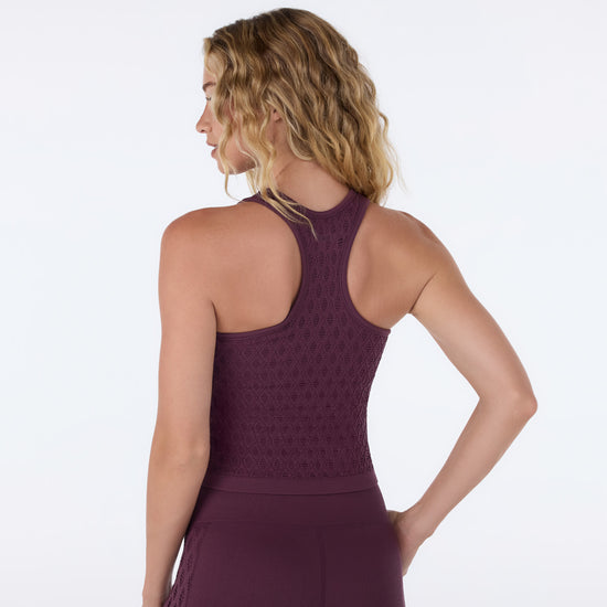 Seamless Diamond Textured Racerback Tank | Tops > Tanks | Tavi – Tavi Active