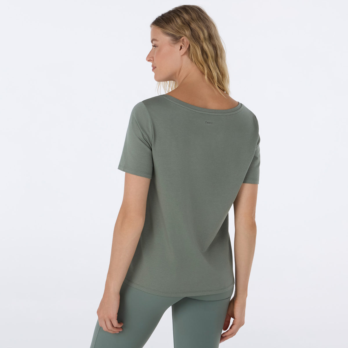 Wide Scoop Neck Relaxed Tee | Tops > Short Sleeve | Tavi – Tavi Active