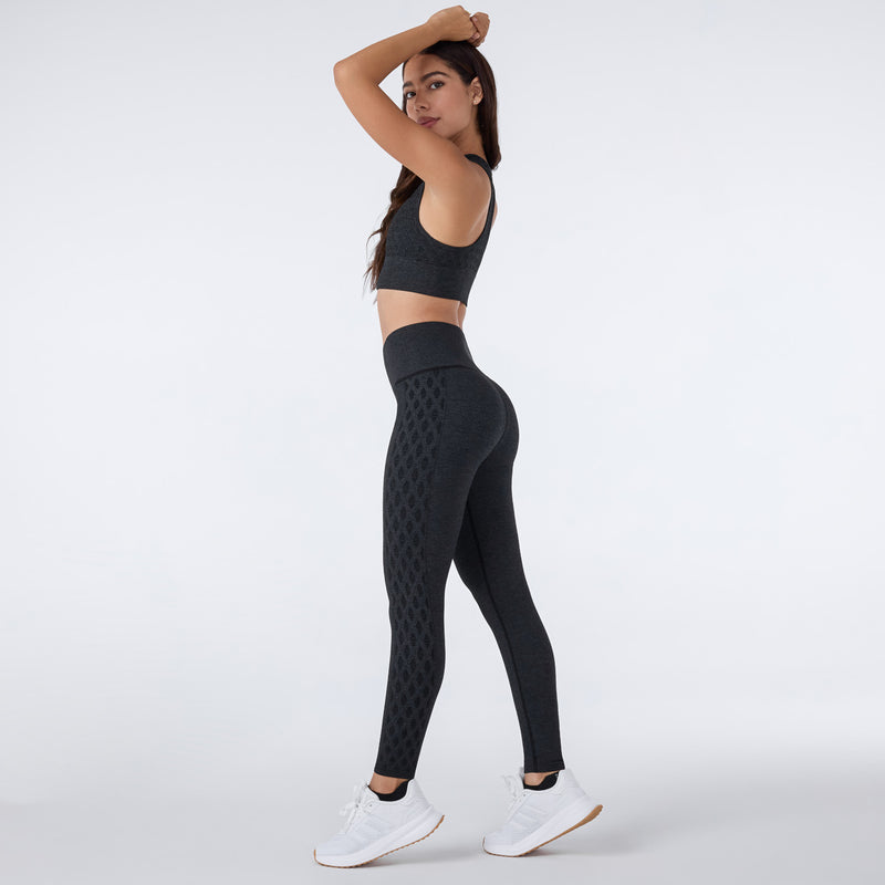 Seamless Diamond Textured 7/8 Leggings | Bottoms > Leggings | Tavi – Tavi Active