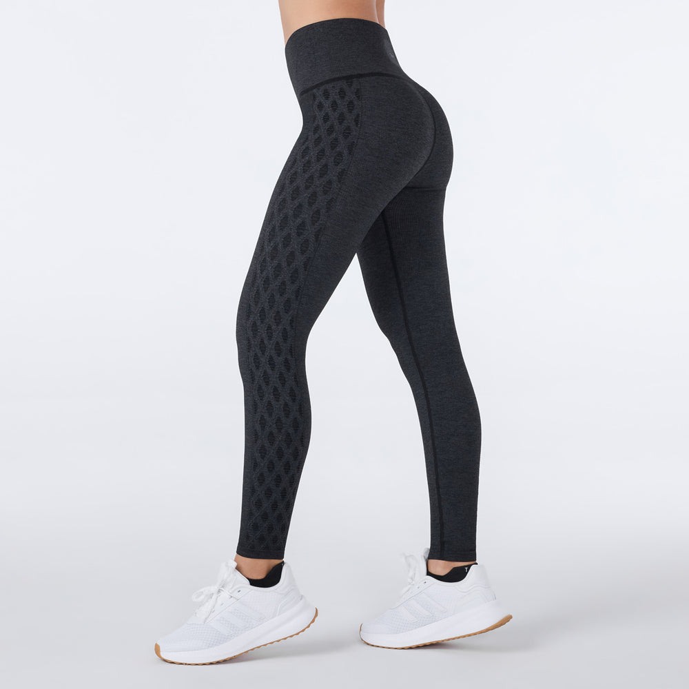 Seamless Diamond Textured 7/8 Leggings | Bottoms > Leggings | Tavi – Tavi Active