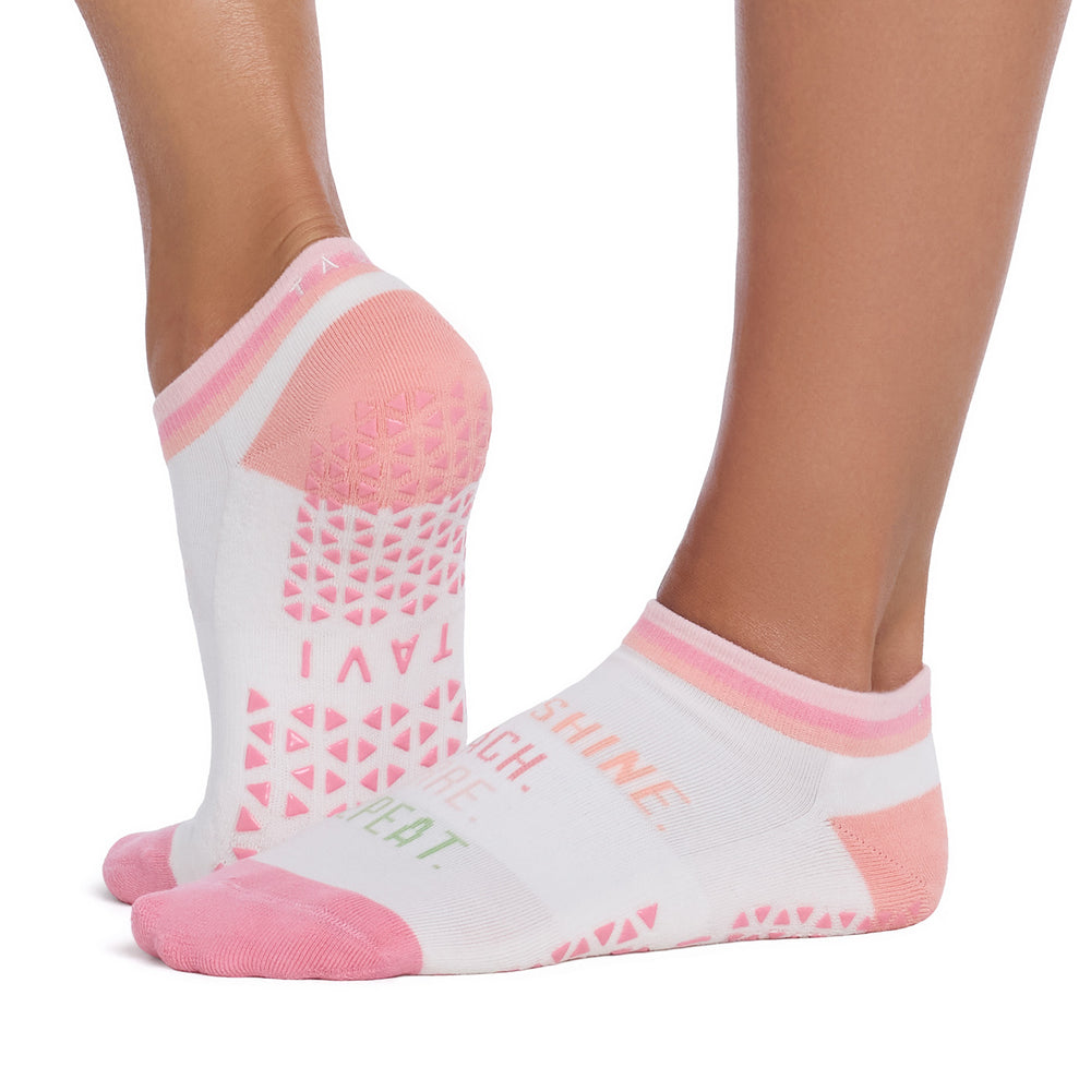 Cora Grip Socks | Socks > Grip | Tavi – Tavi Active