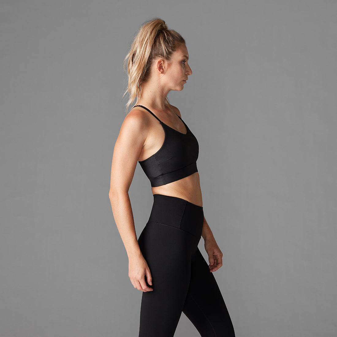 # Tavi Bra * | Sports Bras | Tavi – ToeSox | Tavi | Vooray