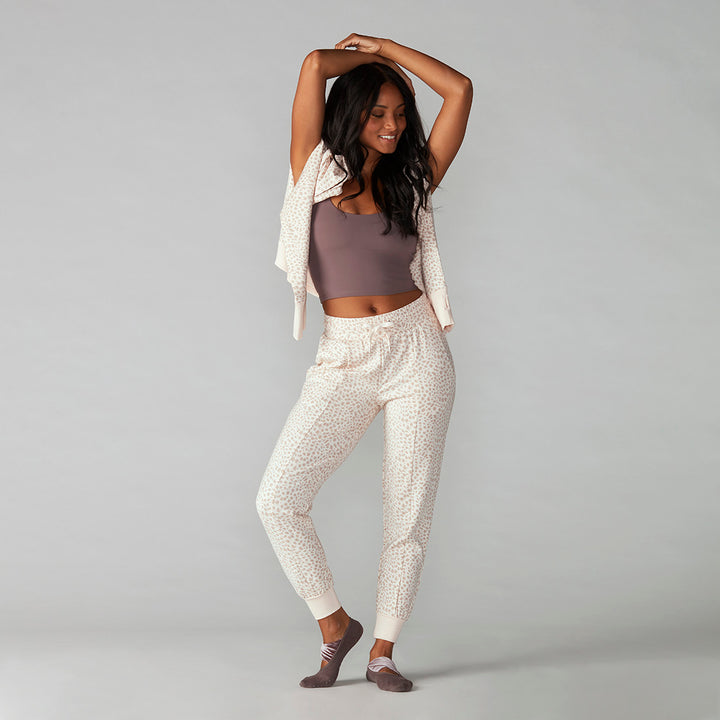 # Cozy Jogger * | Bottoms > Pants | Tavi – ToeSox | Tavi | Vooray