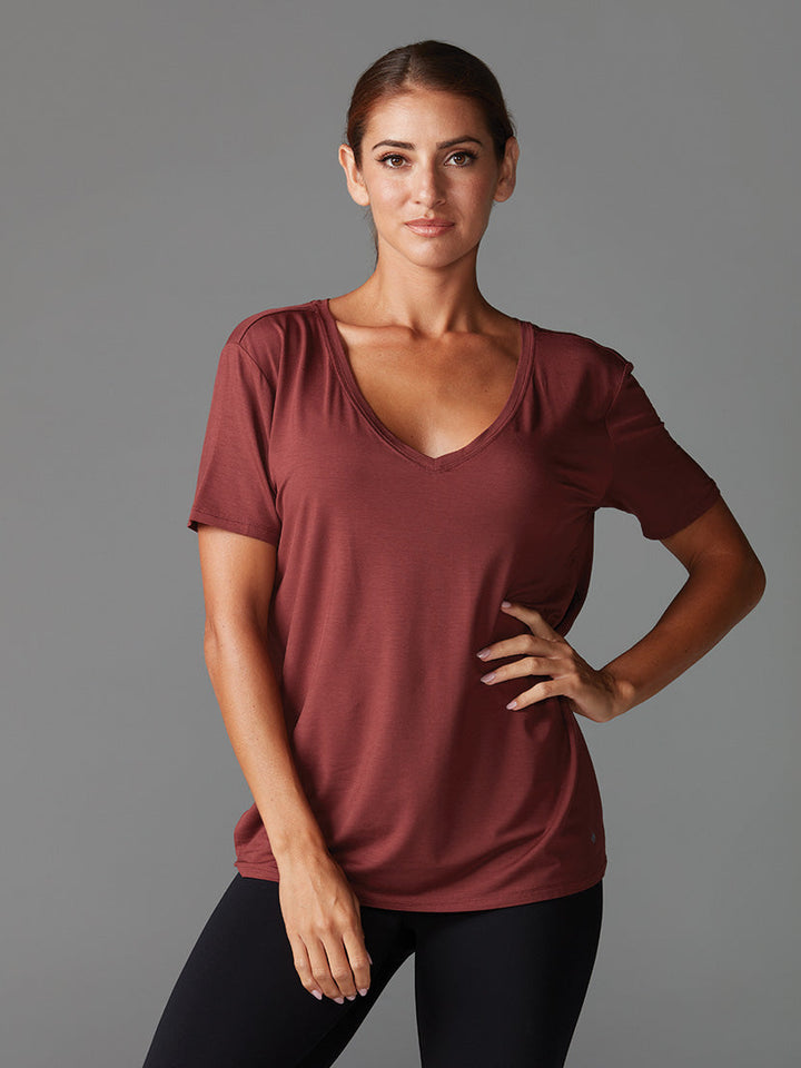 # Everyday V-Neck Tee * | Tops > Short Sleeve | Tavi – ToeSox | Tavi | Vooray