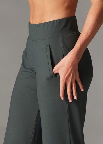 Tavi SoftTec Wide Leg Pant | Bottoms > Pants | Tavi – Tavi Active