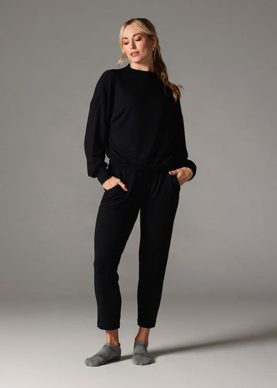 Slope Crew Sweatshirt | Tops > Sweaters & Hoodies | Tavi – Tavi Active