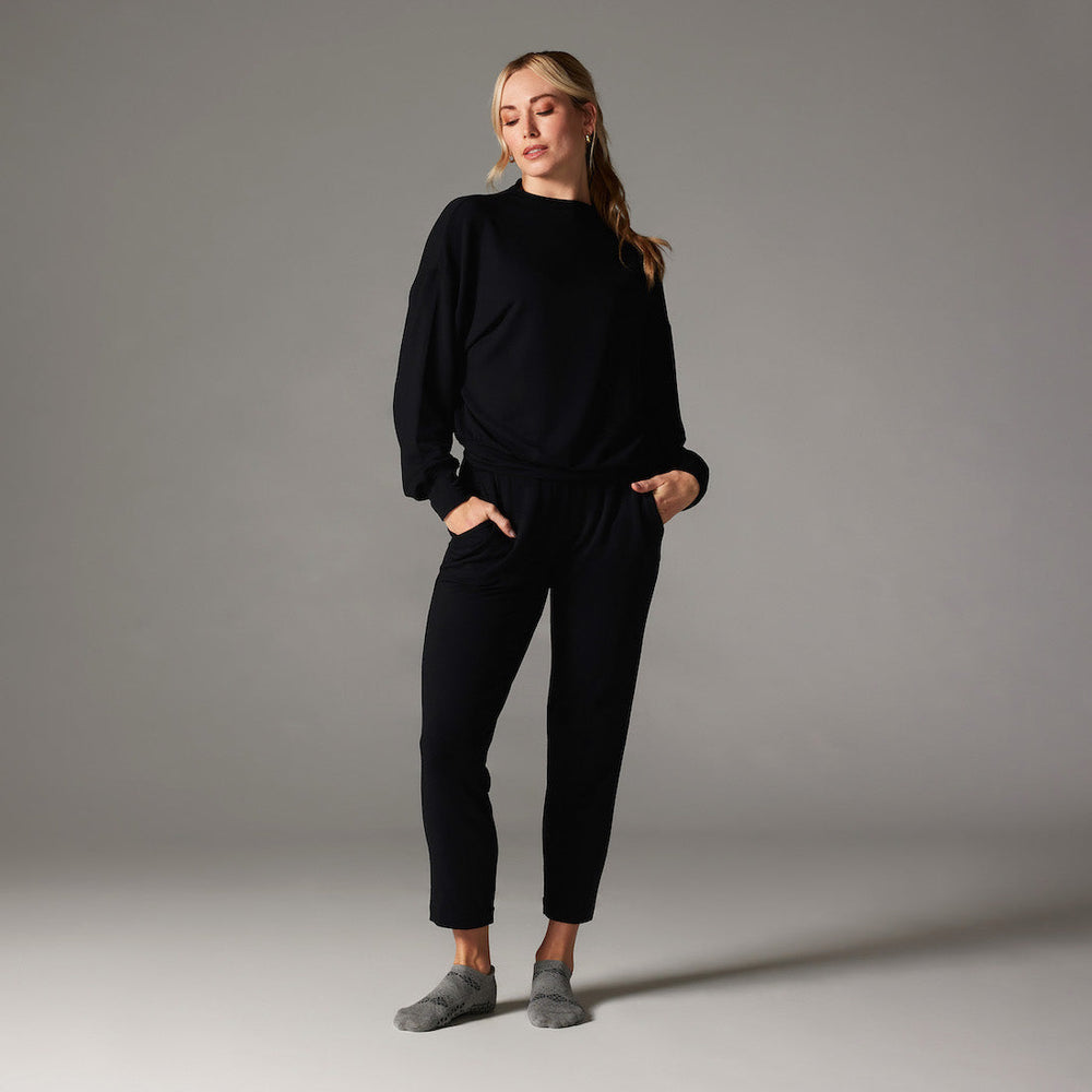 Slope Crew Sweatshirt | Tops > Sweaters & Hoodies | Tavi – Tavi Active