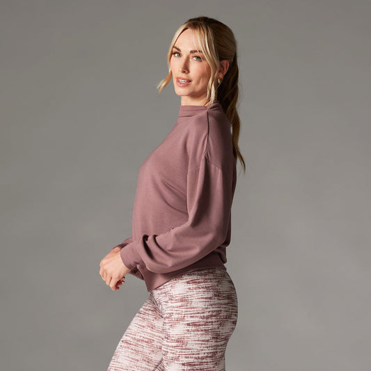 Slope Crew Sweatshirt | Tops > Sweaters & Hoodies | Tavi – Tavi Active