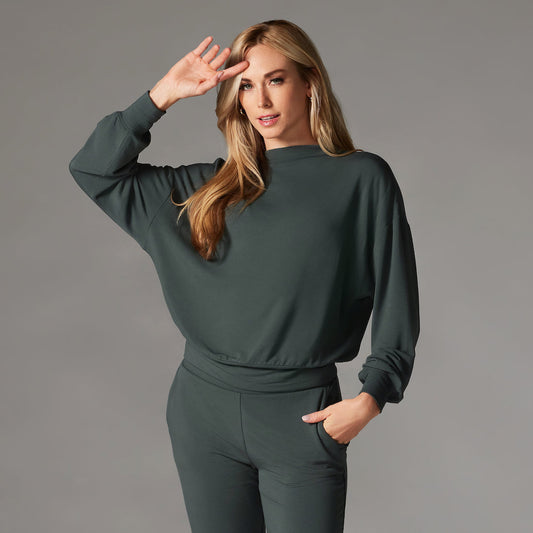 Slope Crew Sweatshirt | Tops > Sweaters & Hoodies | Tavi – Tavi Active