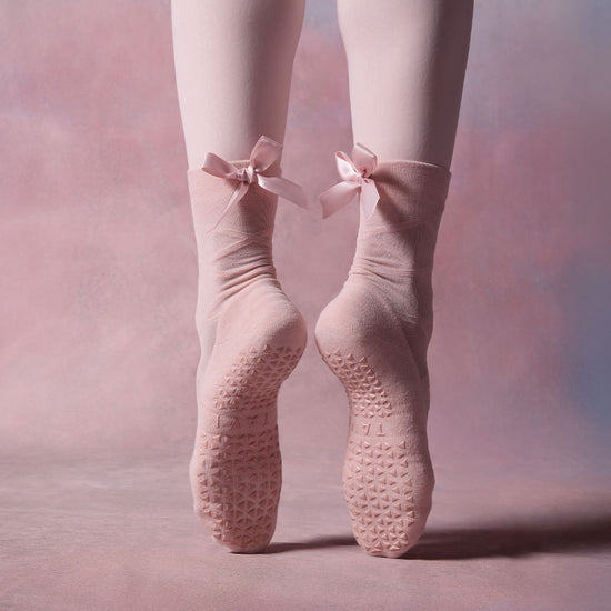 Kalea Grip Socks | Socks > Grip | Tavi – Tavi Active