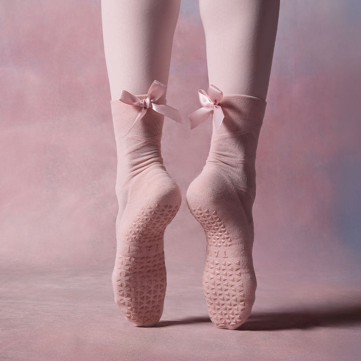 Kalea Grip Socks | Socks > Grip | Tavi – Tavi Active