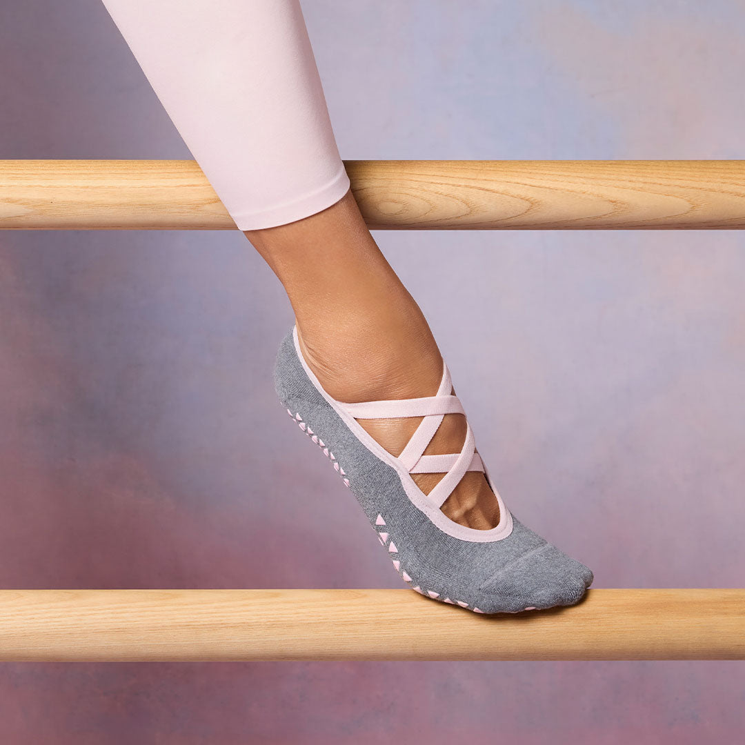 Luanna Grip Socks | Socks > Grip | Tavi – Tavi Active