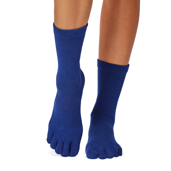 Full Toe Crew Grip Socks | Grip | ToeSox – ToeSox | Tavi | Vooray